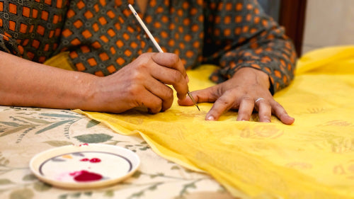 What to Look for in Authentic Handcrafted Fashion