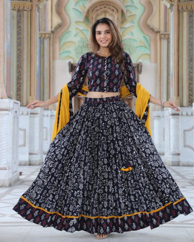 Splendid Blockprinted Cotton Black Lehanga Choli Set