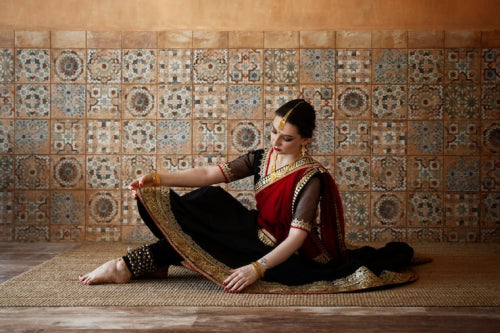 Traditional Weaving Techniques Find Space in Contemporary Fashion Trends
