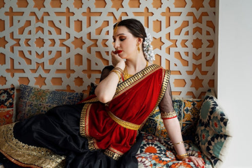 Handloom Sarees for Everyday Elegance and Practicality