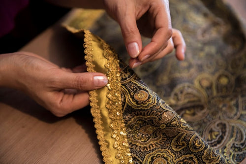 How Handmade Clothing Reflects Authentic Craftsmanship