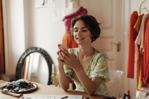 Empowering Indian Artisans: How Curated E-Commerce Platforms Are Reviving Traditional Crafts