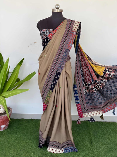 Indiehaat | Pure Mul Cotton Kantha Saree Brown