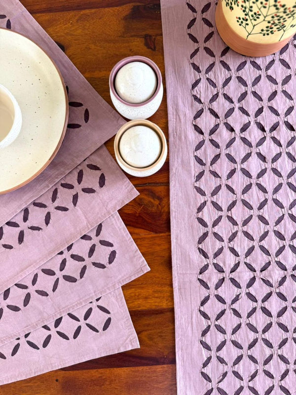 Indiehaat | Applique Cotton Table Runner & Mat Set Purple