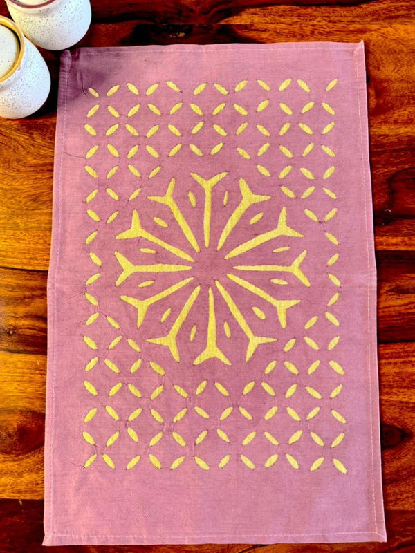 Indiehaat | Applique Cotton Table Runner & Mat Set Purple