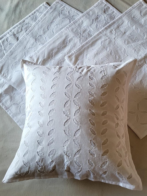 Indiehaat | Pure Cotton Applique Cushion Cover White