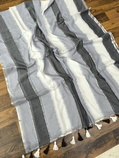 Indiehaat | Pure Handloom Mul Cotton Saree WhiteBlack