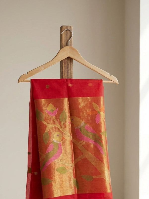 Indiehaat | Pure Muslin Silk Jamdani Sequin Saree Red