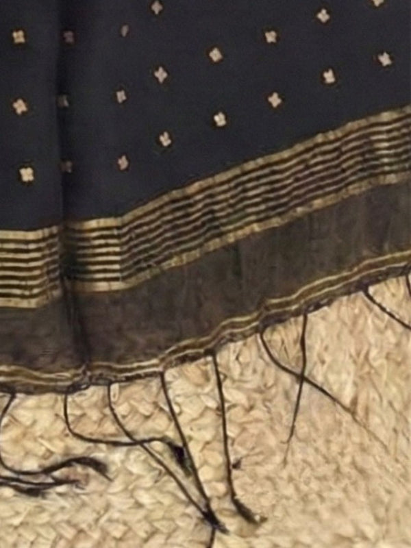 Indiehaat | Muslin Silk Jamdani Sequin Saree Black