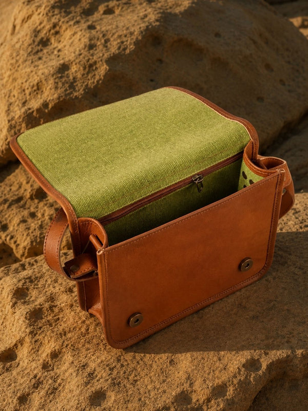 Indiehaat | Pure Leather Sling Bag Tobacco Brown