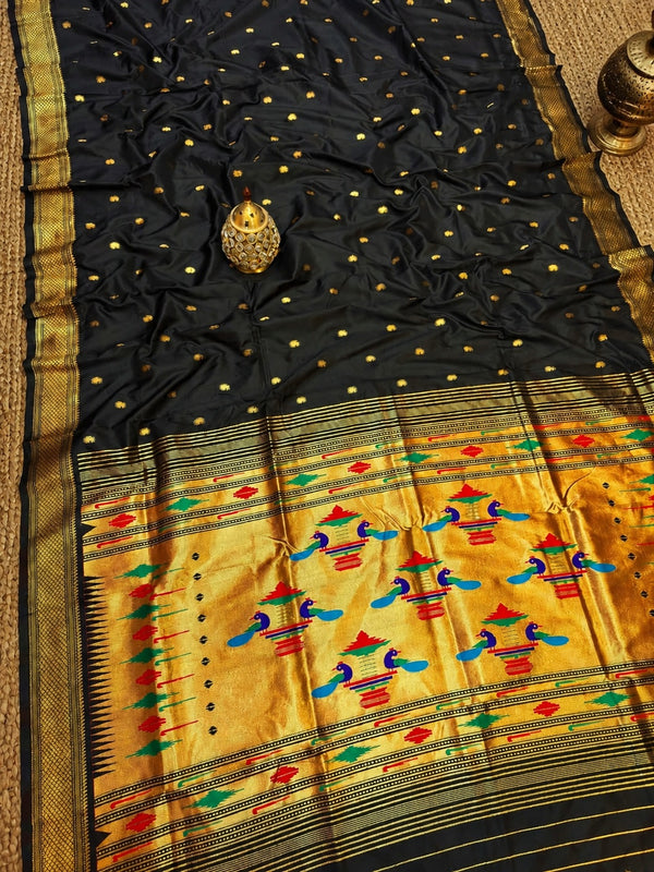 Indiehaat | Double Pallu Paithani Silk Saree Black