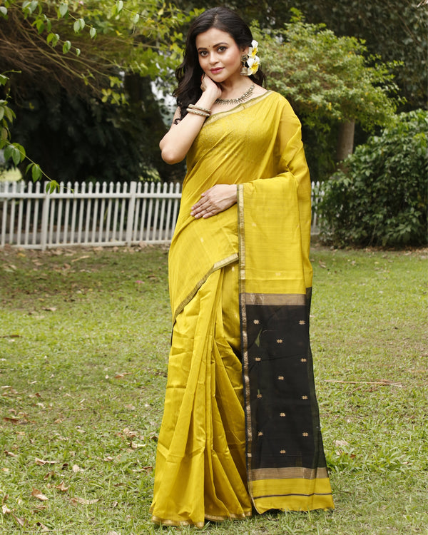 Vibrant Pure Maheshwari Silk Handloom Saree Mustard & Black