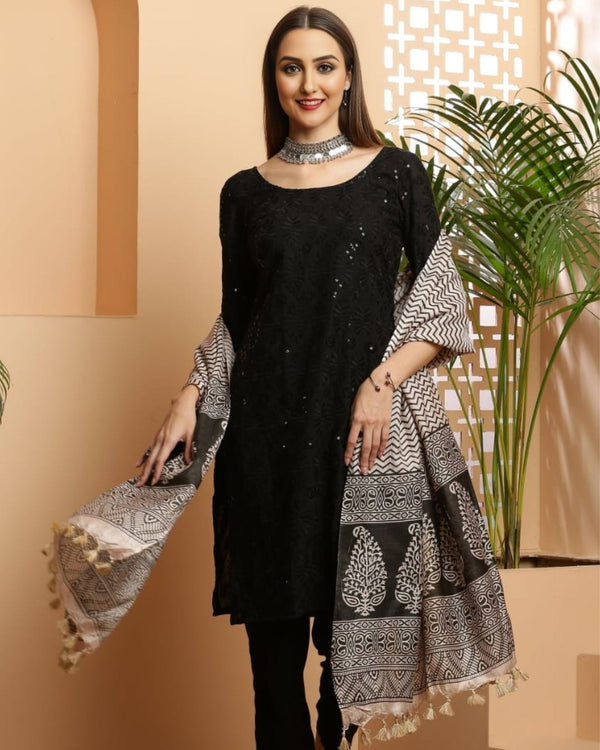Indiehaat | Katan Silk Blockprint Dupatta Black