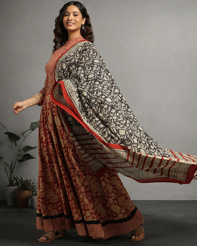 Indiehaat | Blockprinted Cotton Red Stitched Lehanga