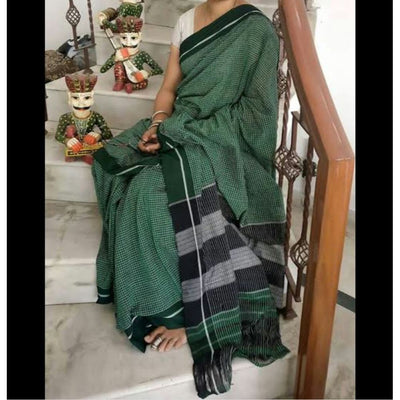 Patteda Anchu Handloom Mark Certified Pure Cotton Green Saree with Running Blouse-Indiehaat