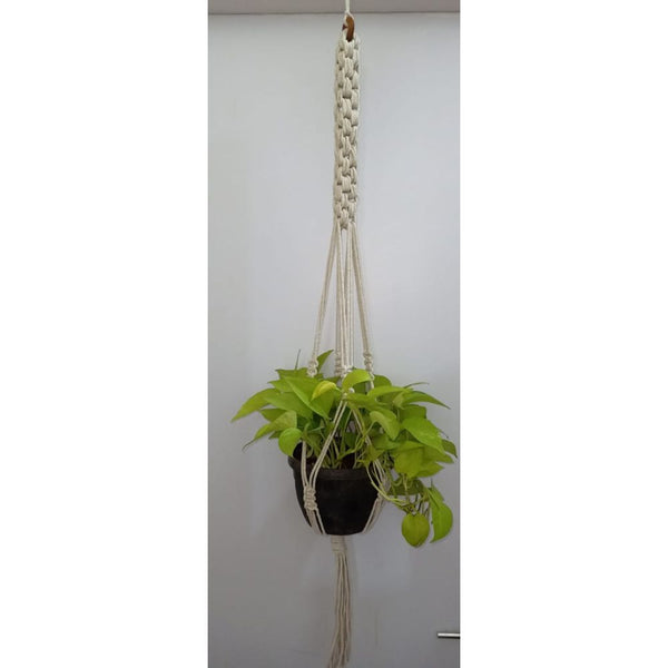 Scooby Plant HangerSize: 40" Long Material : Cottan Colour : Natural White-Indiehaat